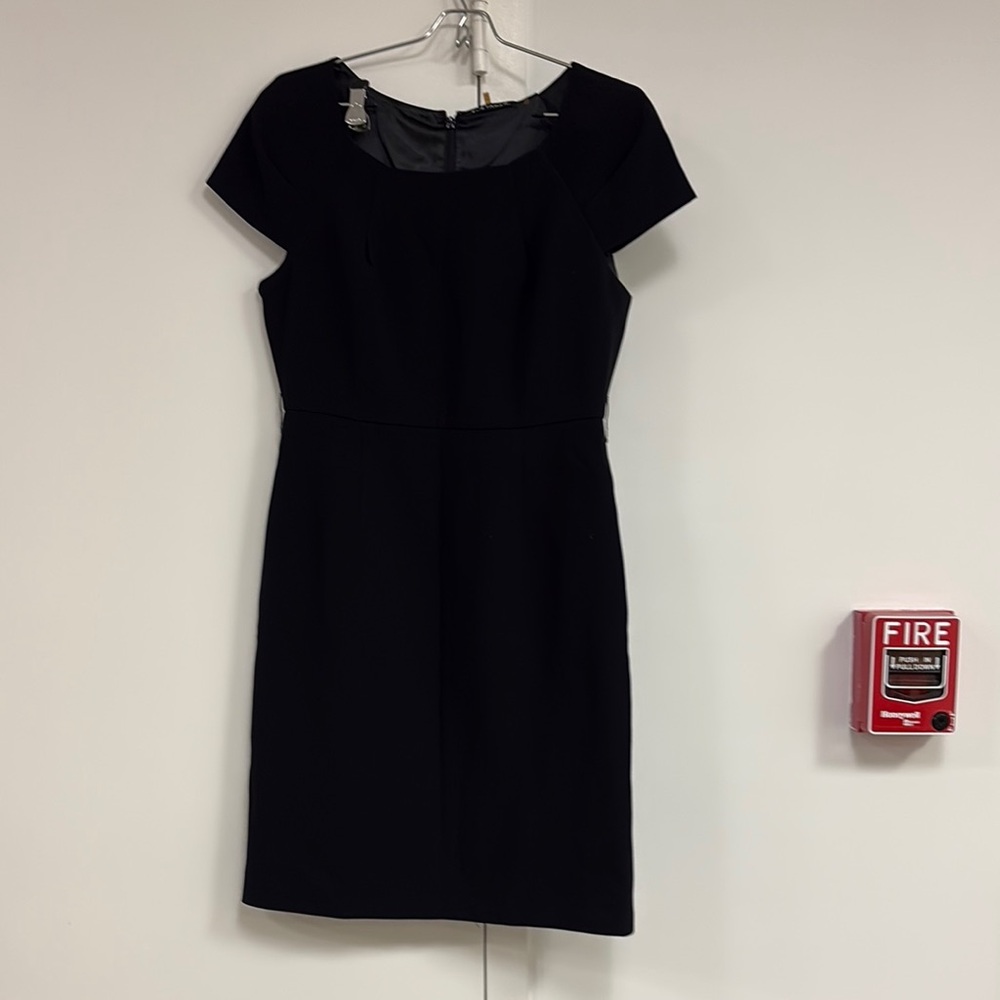 Classic Black Cap-Sleeve Sheath DressElie Tahari never worn